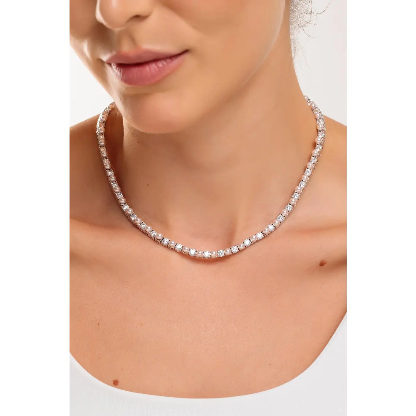 Colar Riviera Duo Pérolas Shell e Zircônias 4mm Quatro Garras